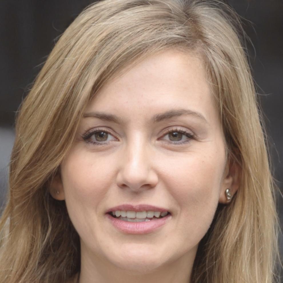 Esther Kirkwood, Program Director at daverilonpx